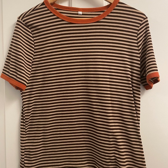 Brown Orange Beige striped ribbed short sleeve T-shirt Like New - Picture 3 of 4